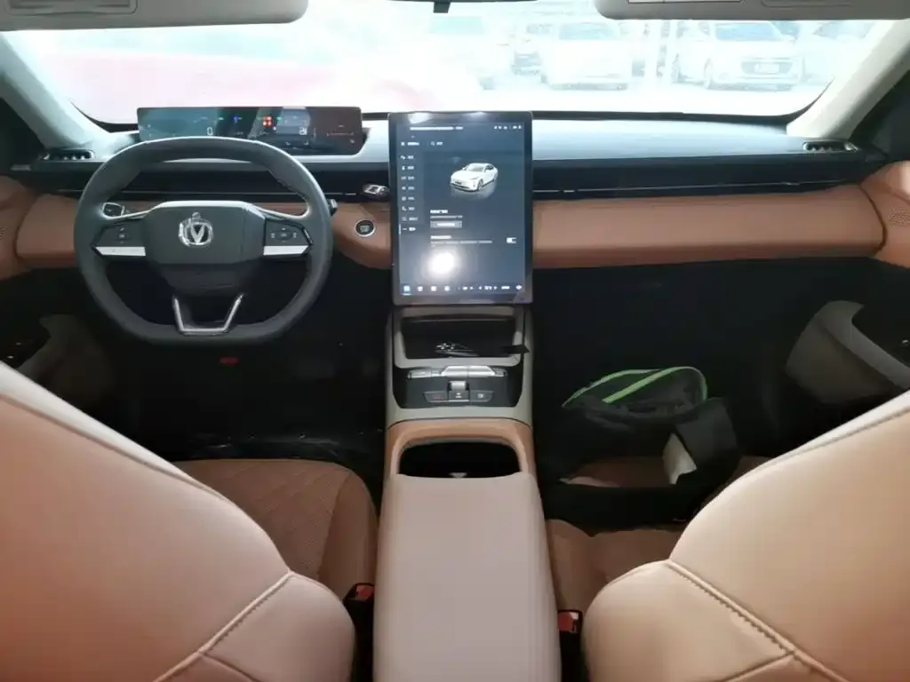 Changan Eado PHEV 2026 из CN, фото 2