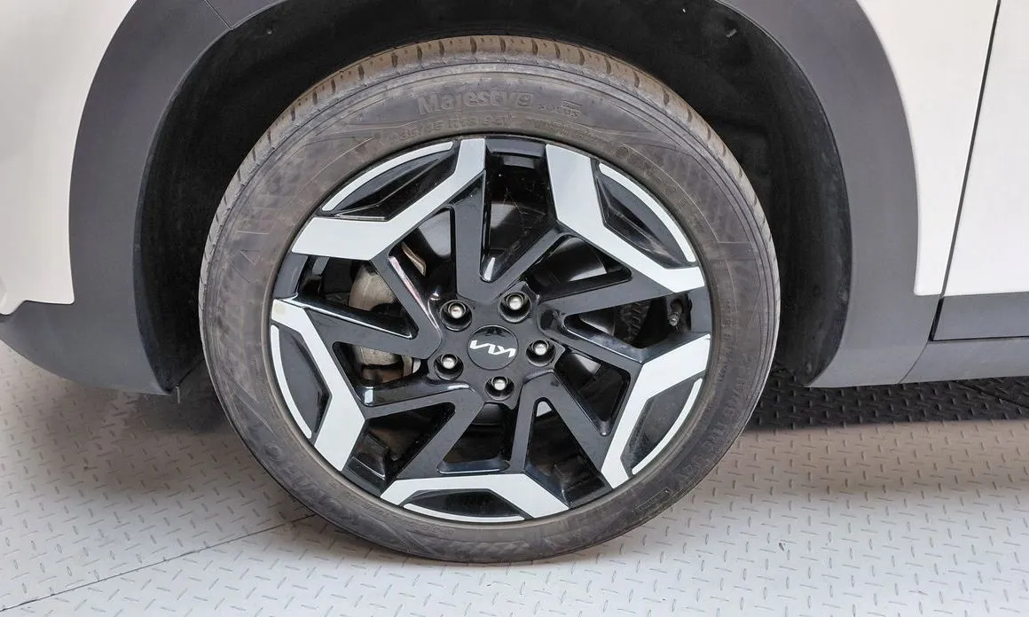 Kia Seltos 2023 из KR, фото 7