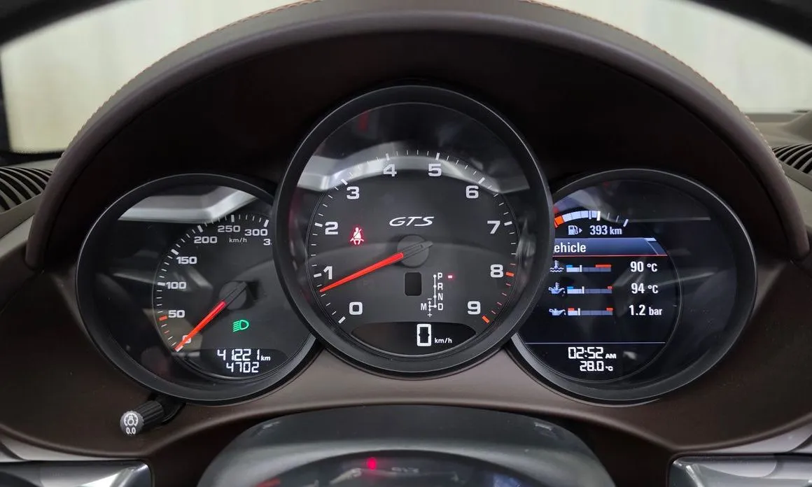 Porsche 718 2022 из KR, фото 10