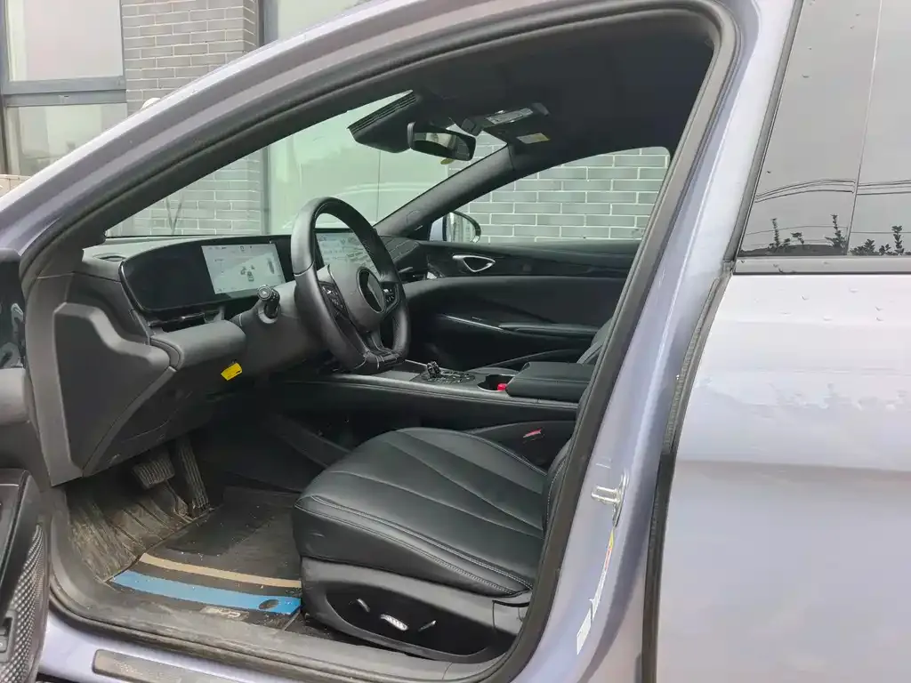 BYD Seal — фото 6