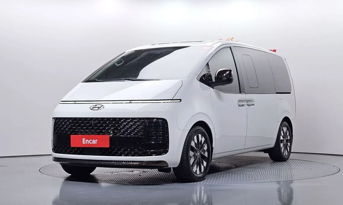 Hyundai Staria 2022 из KR, фото 1