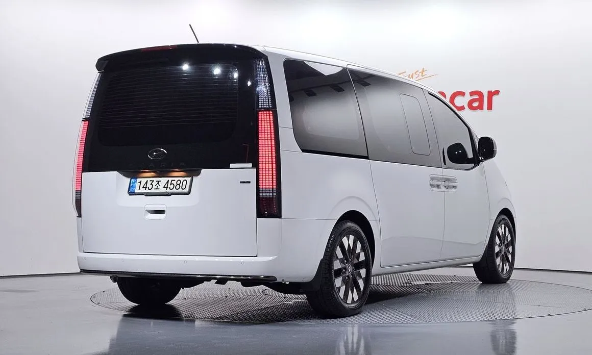Hyundai Staria 2022 из KR, фото 4