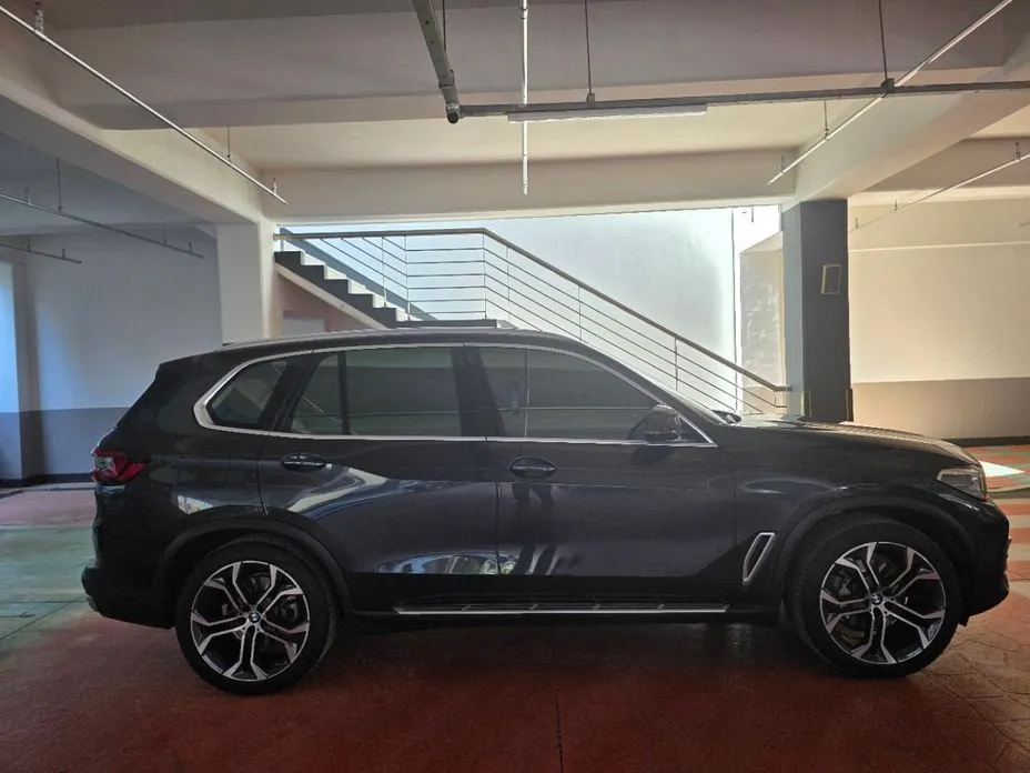 BMW X5 — фото 2