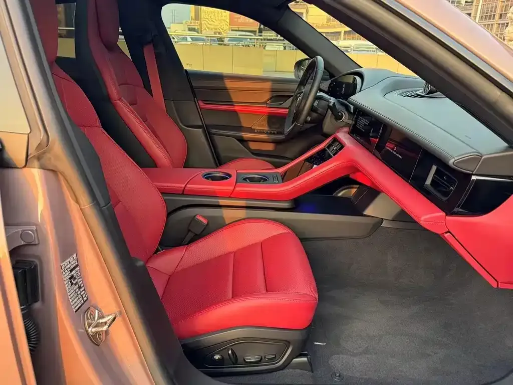 Porsche Taycan 2021 из CN, фото 6