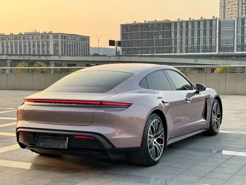 Porsche Taycan 2021 из CN, фото 7