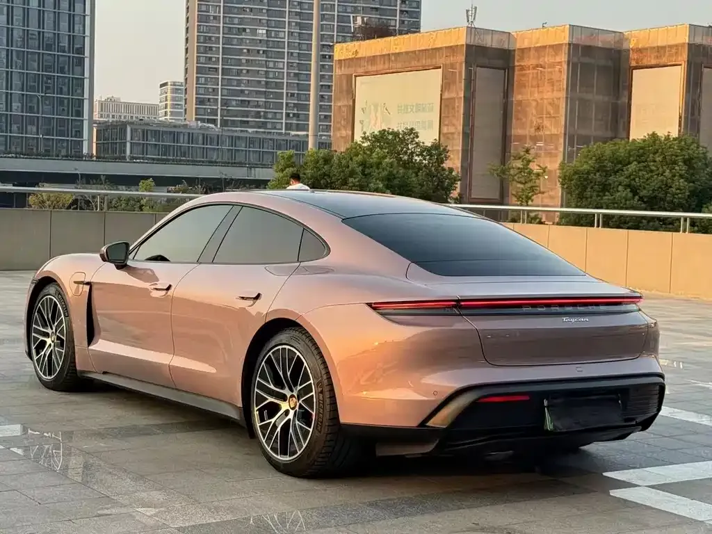 Porsche Taycan 2021 из CN, фото 8