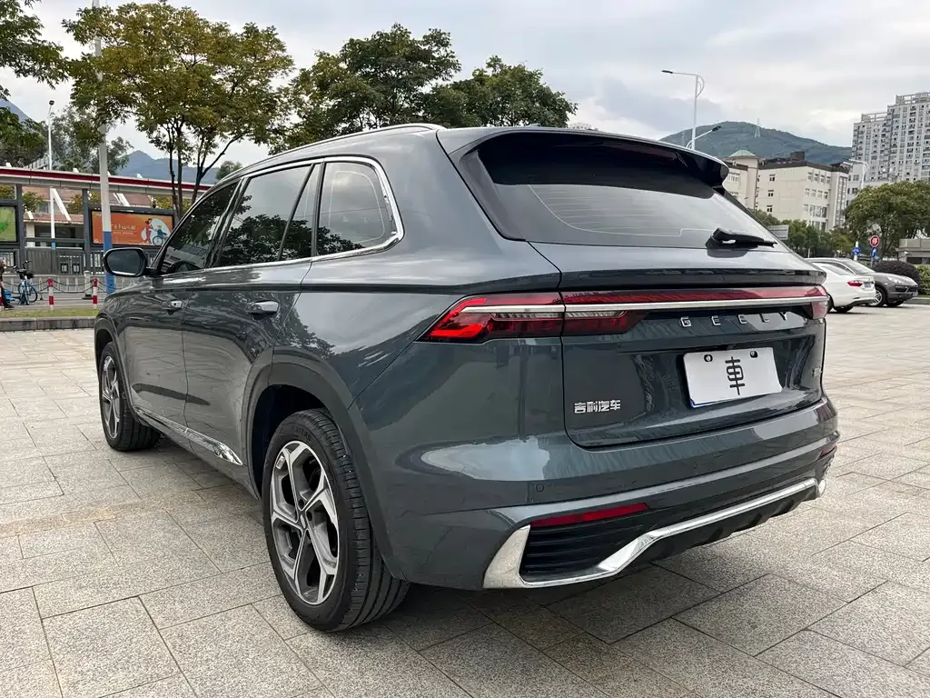 Geely Xingyue L — фото 6