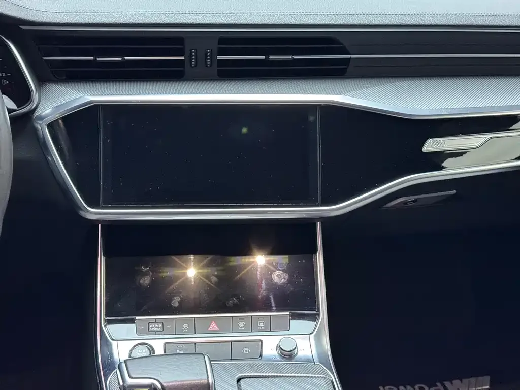 Audi A6L 2021 из CN, фото 8