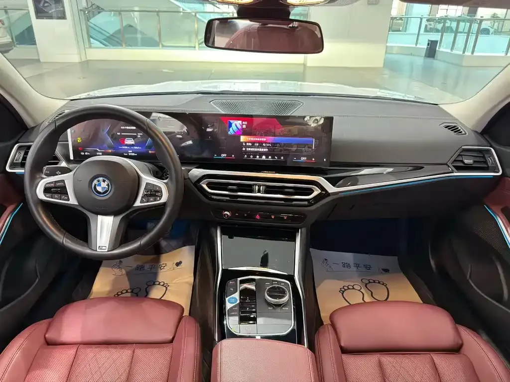 BMW i3 — фото 3