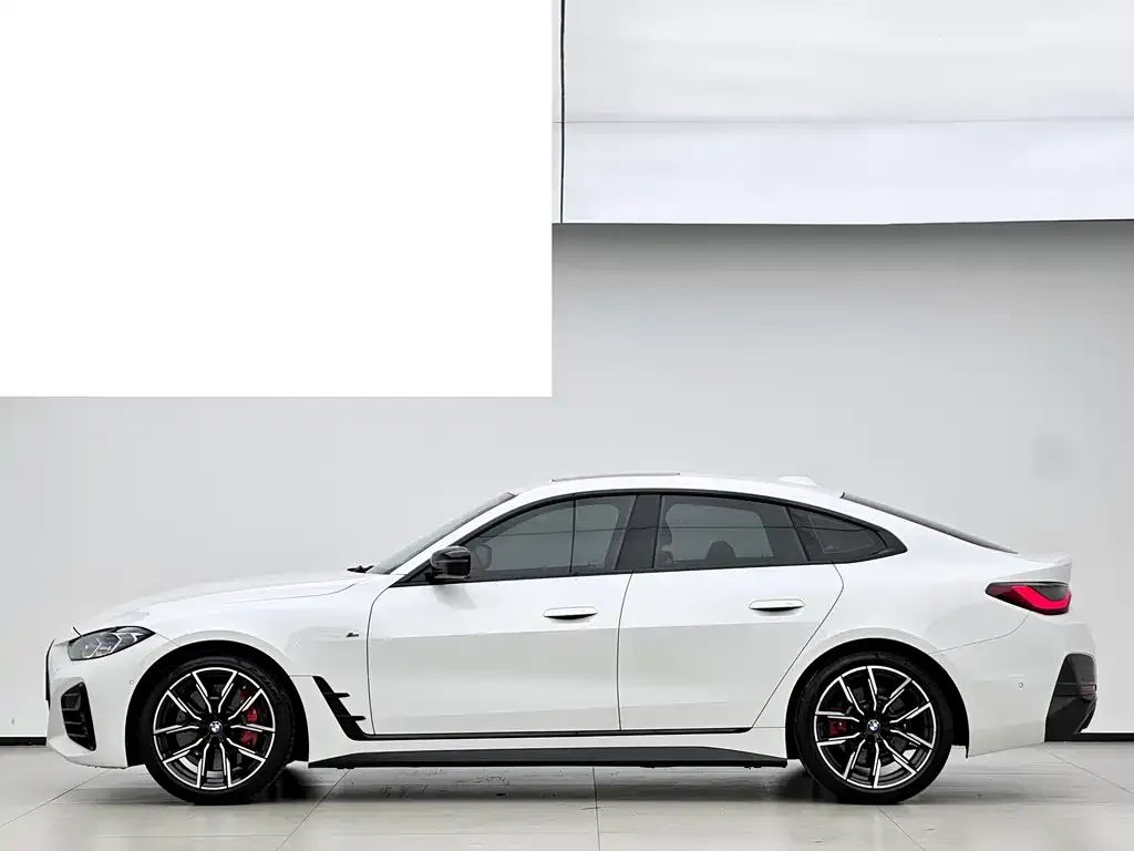 BMW 4 Series 2022 из CN, фото 3