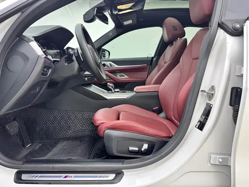 BMW 4 Series 2022 из CN, фото 10