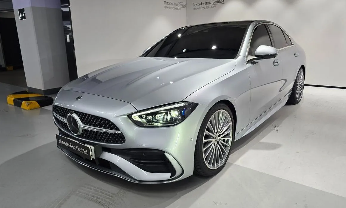 Mercedes-Benz C-Class