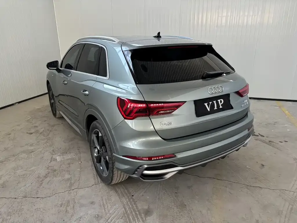 Audi Q3 — фото 5