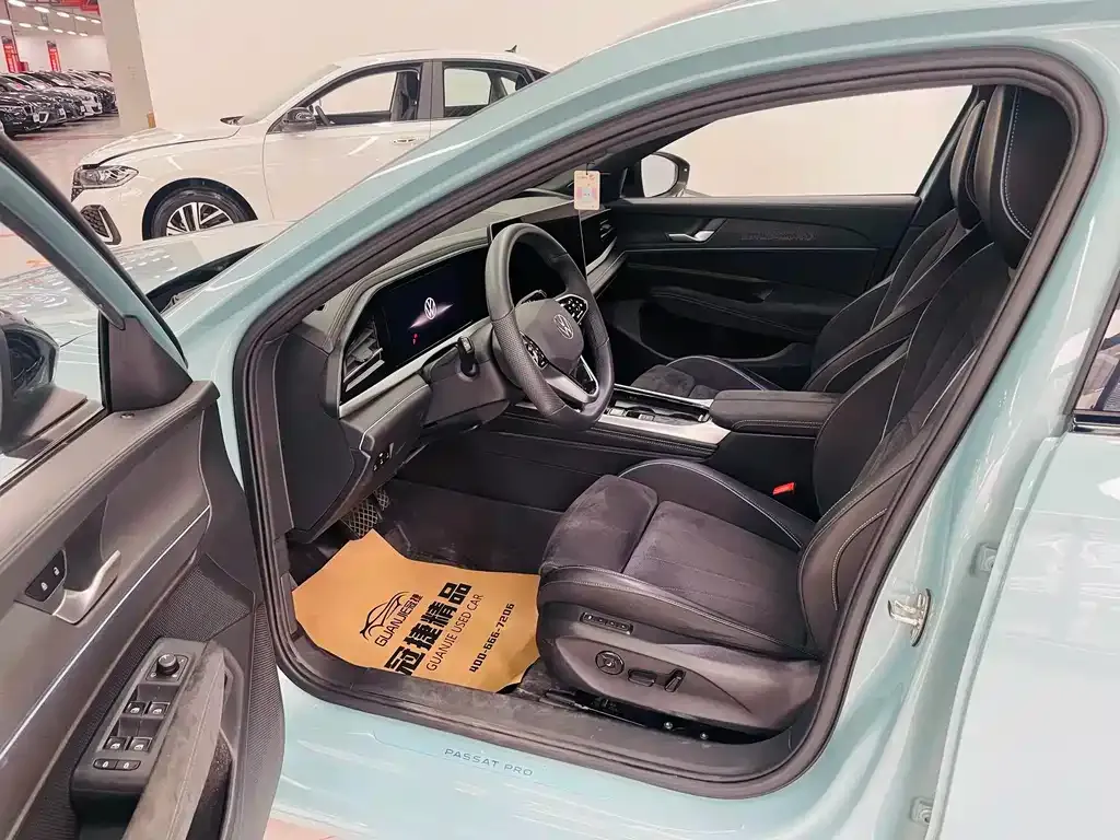 Volkswagen Passat — фото 7