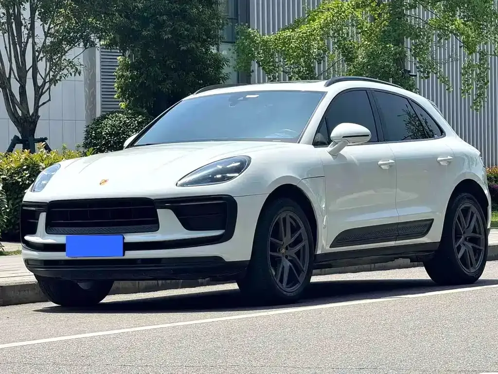 Porsche Macan — фото 1