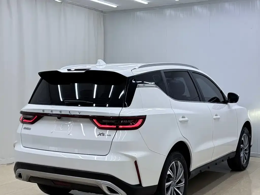 Geely Vision X6 — фото 5