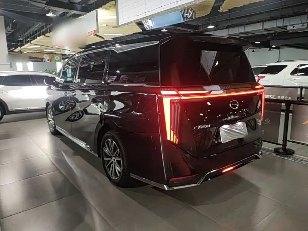 GAC Motor Trumpchi M8 — фото 6