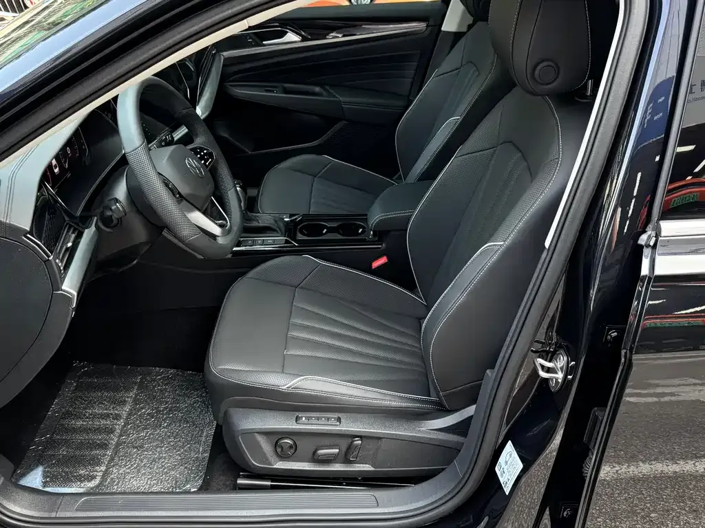 Volkswagen Passat — фото 4