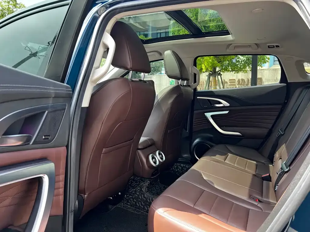 Wey VV7 GT 2021 из CN, фото 8