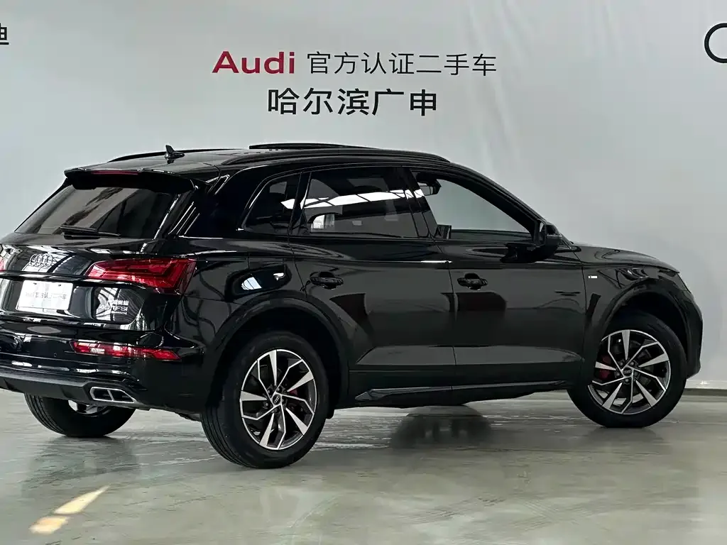 Audi Q5L — фото 3