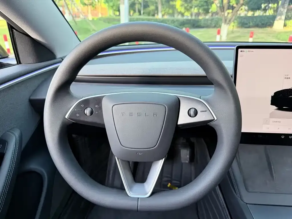 Tesla Model 3 2025 из CN, фото 5