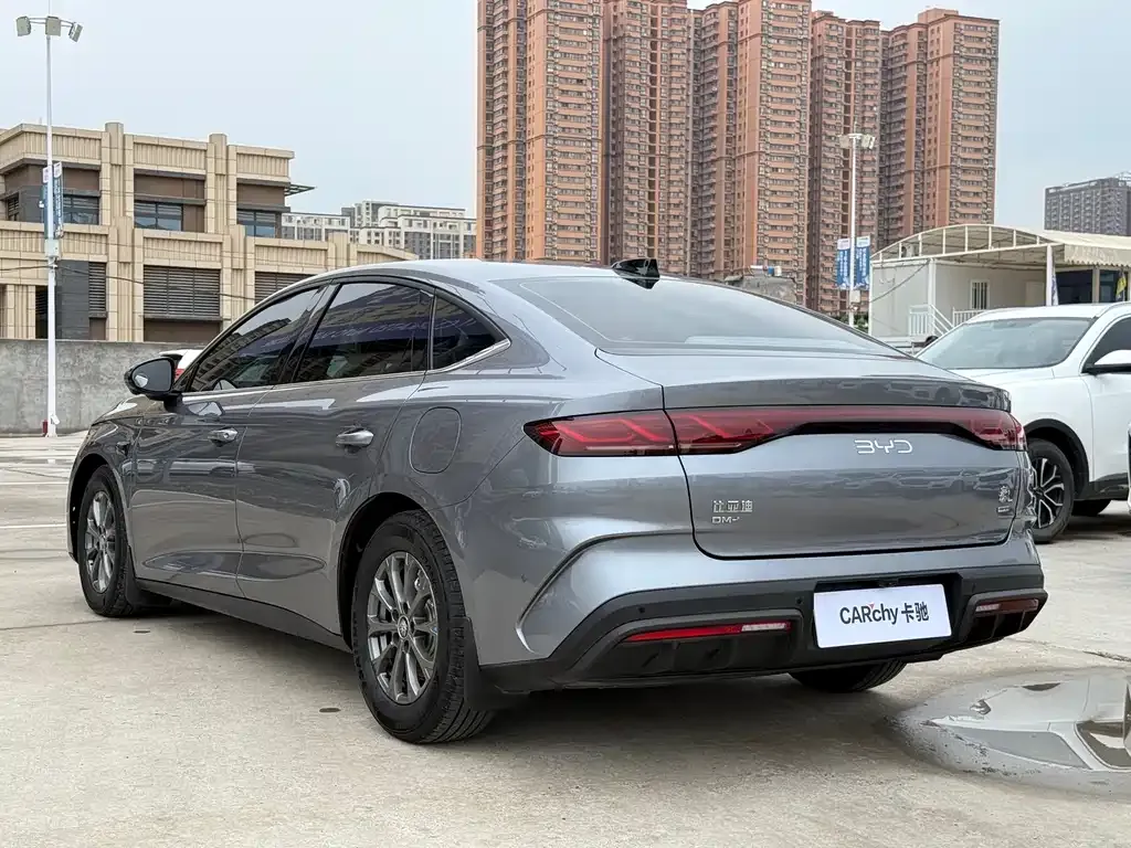 BYD Qin L — фото 5