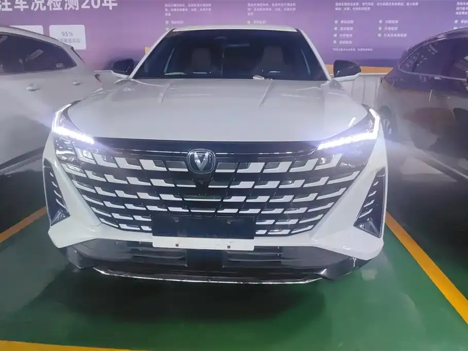 Changan UNI-Z 2025 из CN, фото 9