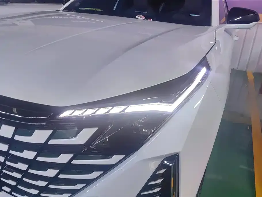 Changan UNI-Z 2025 из CN, фото 6