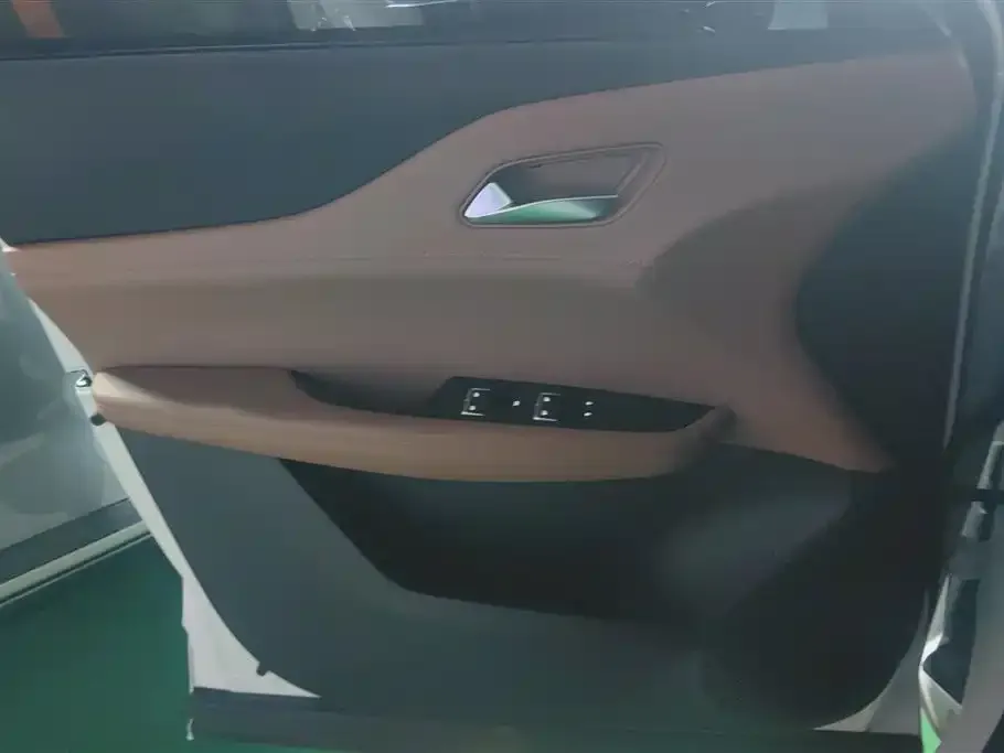 Changan UNI-Z 2025 из CN, фото 3
