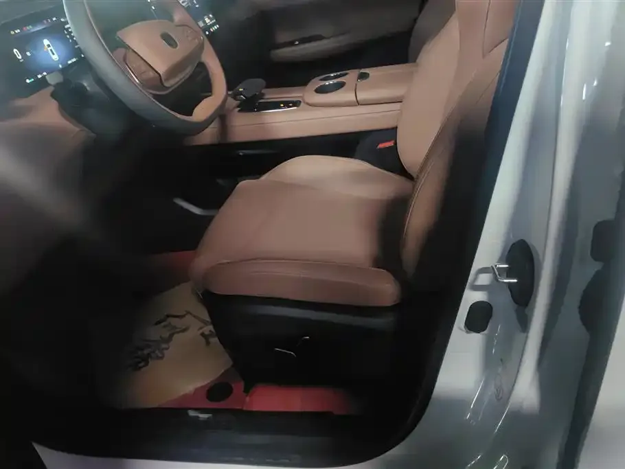 Changan UNI-Z 2025 из CN, фото 4