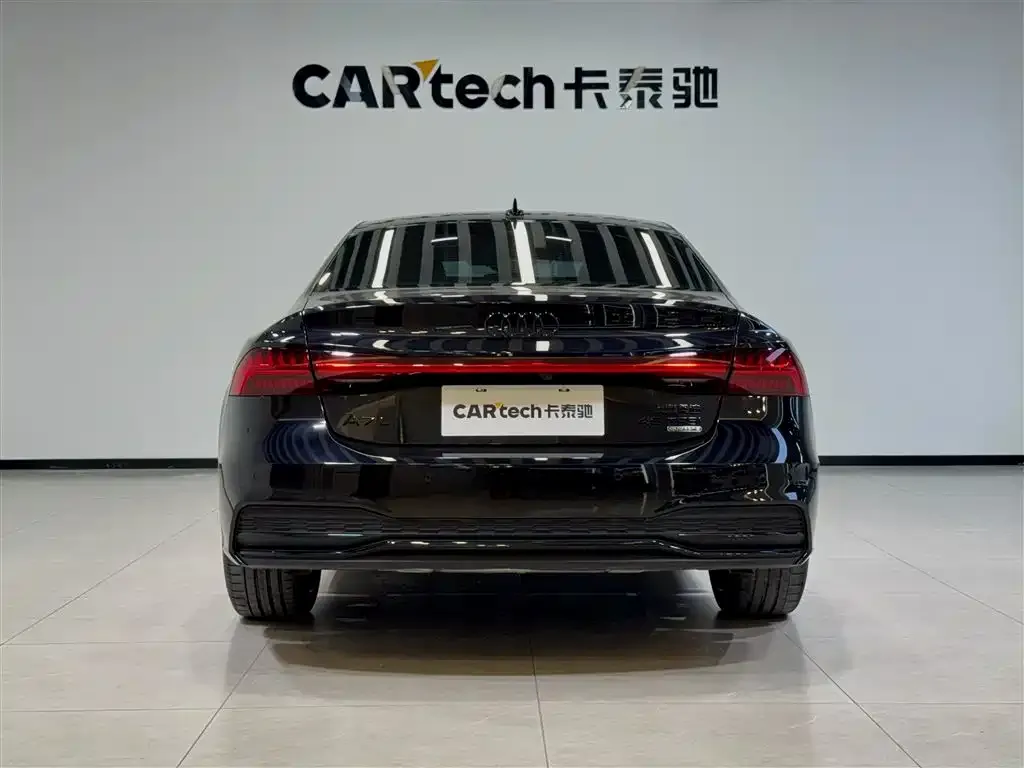 Audi A7L — фото 10