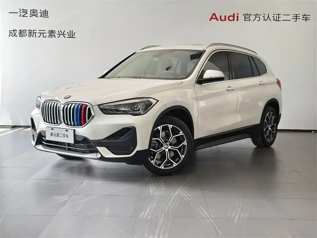 BMW X1 — фото 1