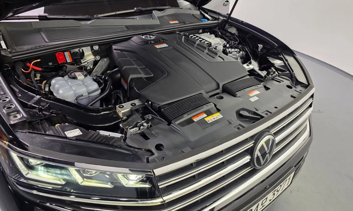 Volkswagen Touareg 2024 из KR, фото 10