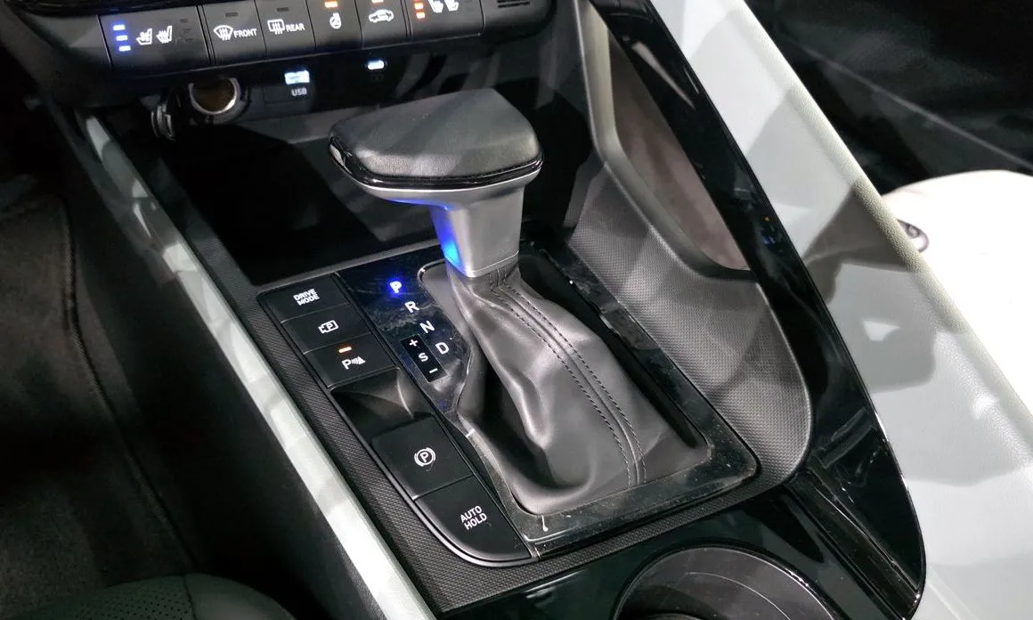 Hyundai AVANTE 2025 из KR, фото 2