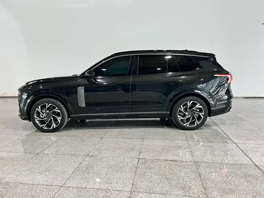 Lynk & Co 09 PHEV 2022 из CN, фото 6