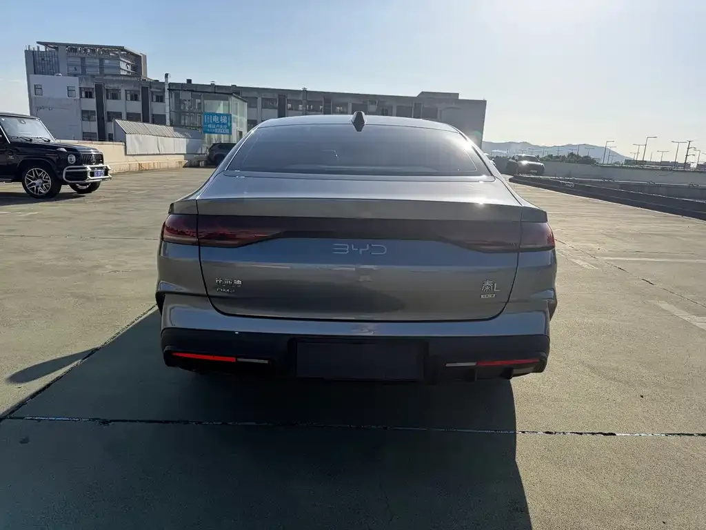 BYD Qin L — фото 2