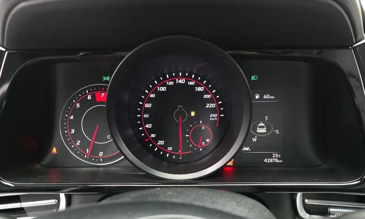 Hyundai AVANTE 2022 из KR, фото 3