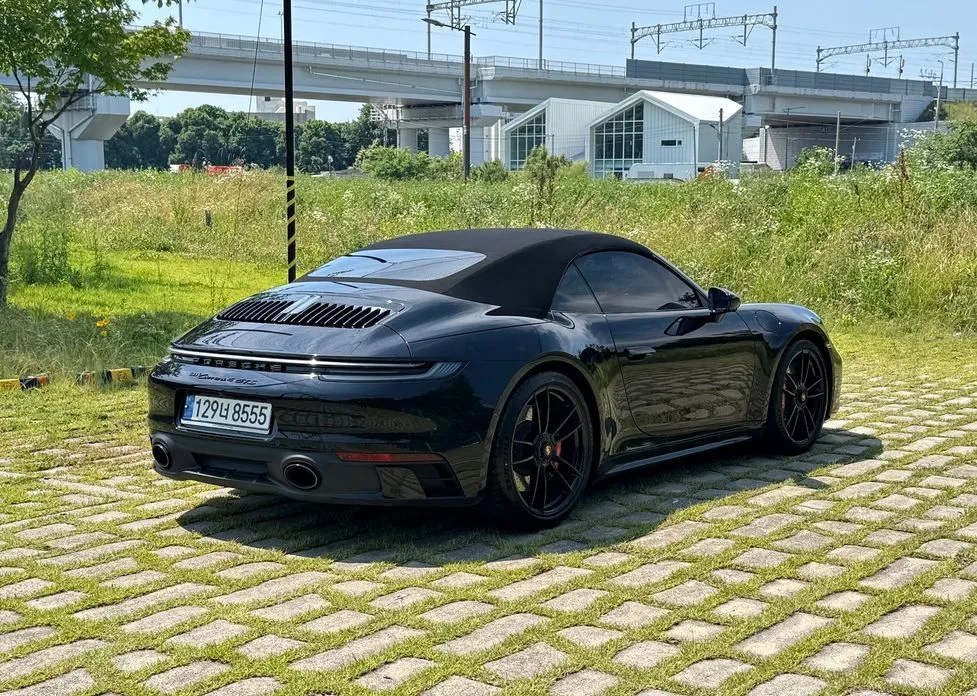 Porsche 911 2022 из KR, фото 7