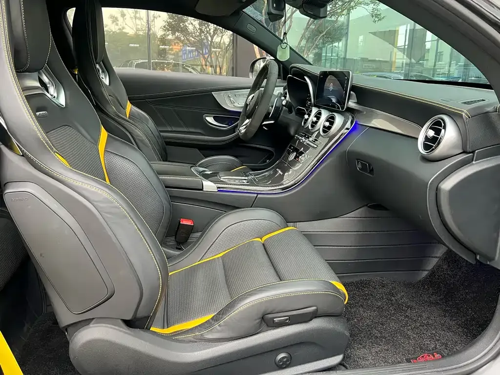 Mercedes-Benz C-Class AMG — фото 2