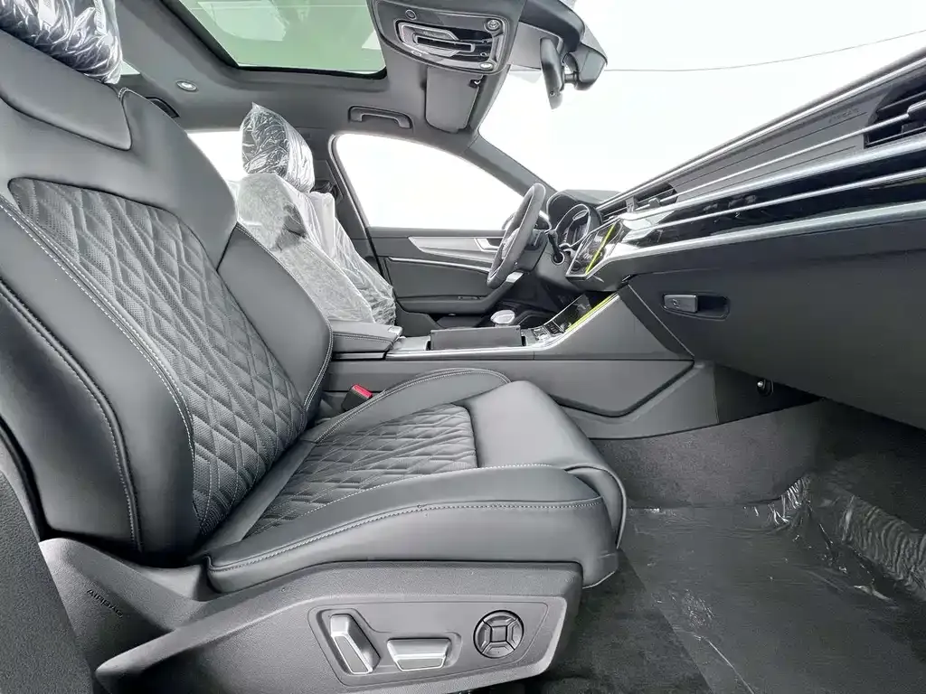 Audi A6L 2026 из CN, фото 2