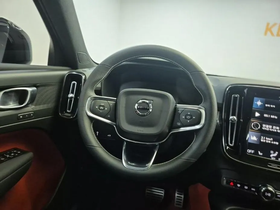 Volvo XC40 2021 из KR, фото 5
