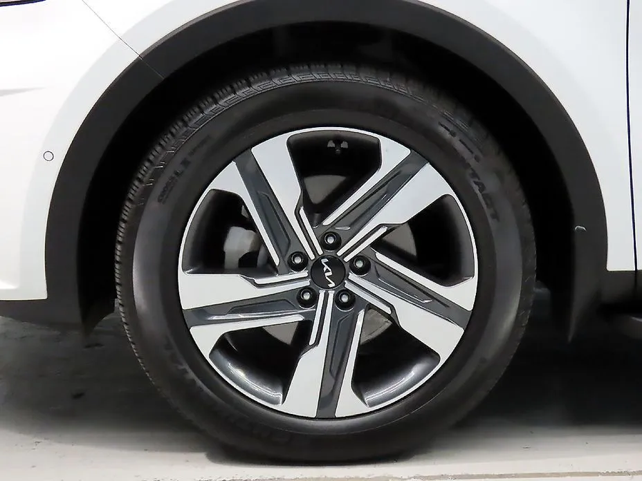 Kia Sorento — фото 4