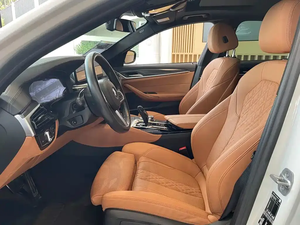 BMW 5 Series (Import) — фото 10