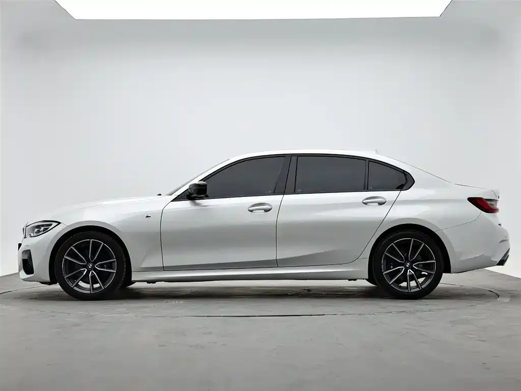 BMW 3 Series — фото 7