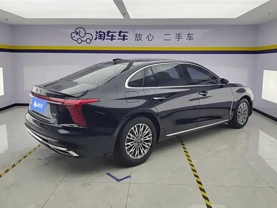 Hongqi H5 — фото 2