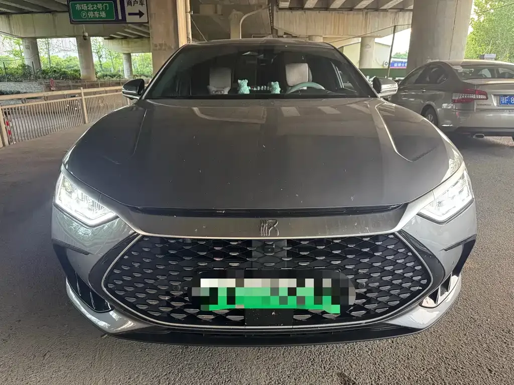 BYD Han — фото 6