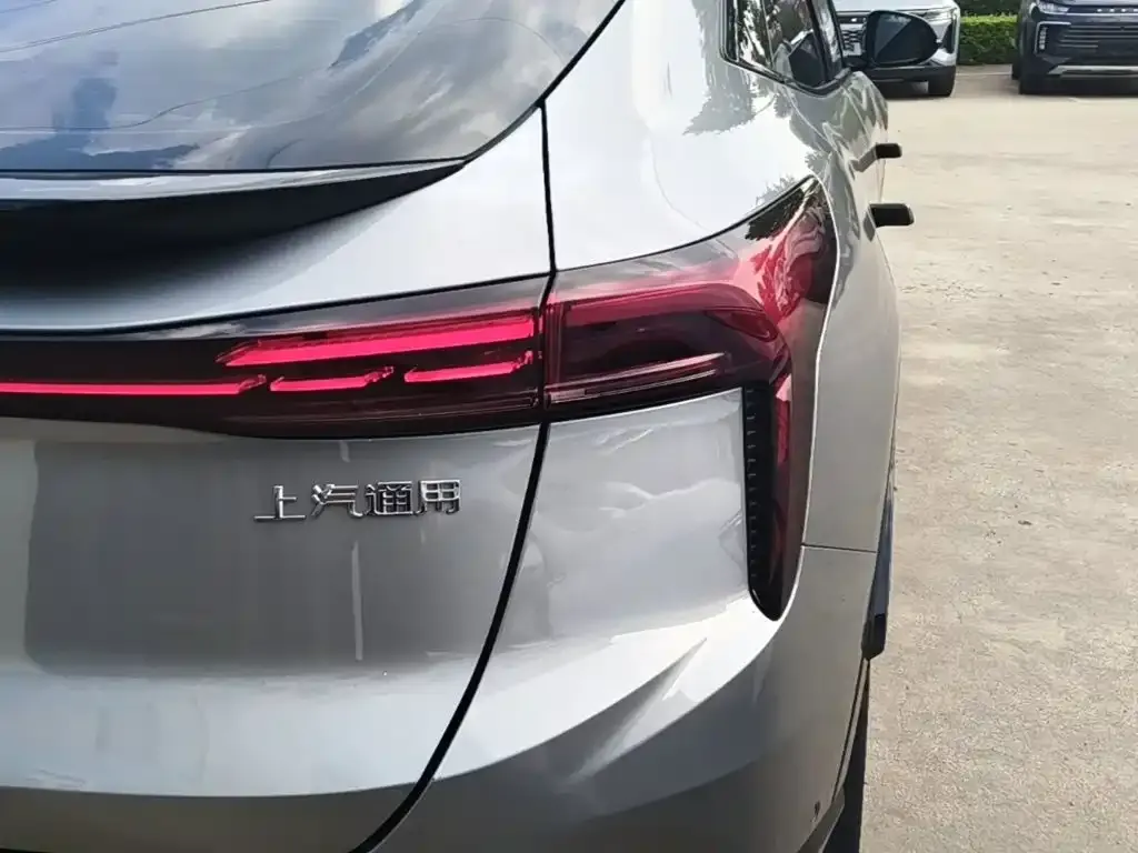 Buick E4 2023 из CN, фото 7