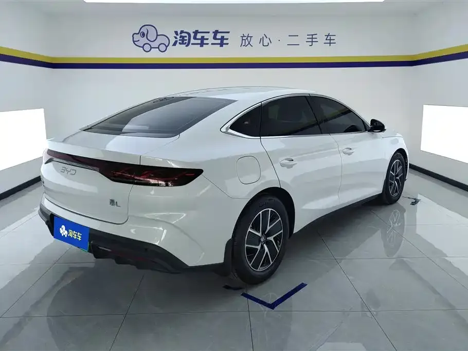 BYD Qin L — фото 4
