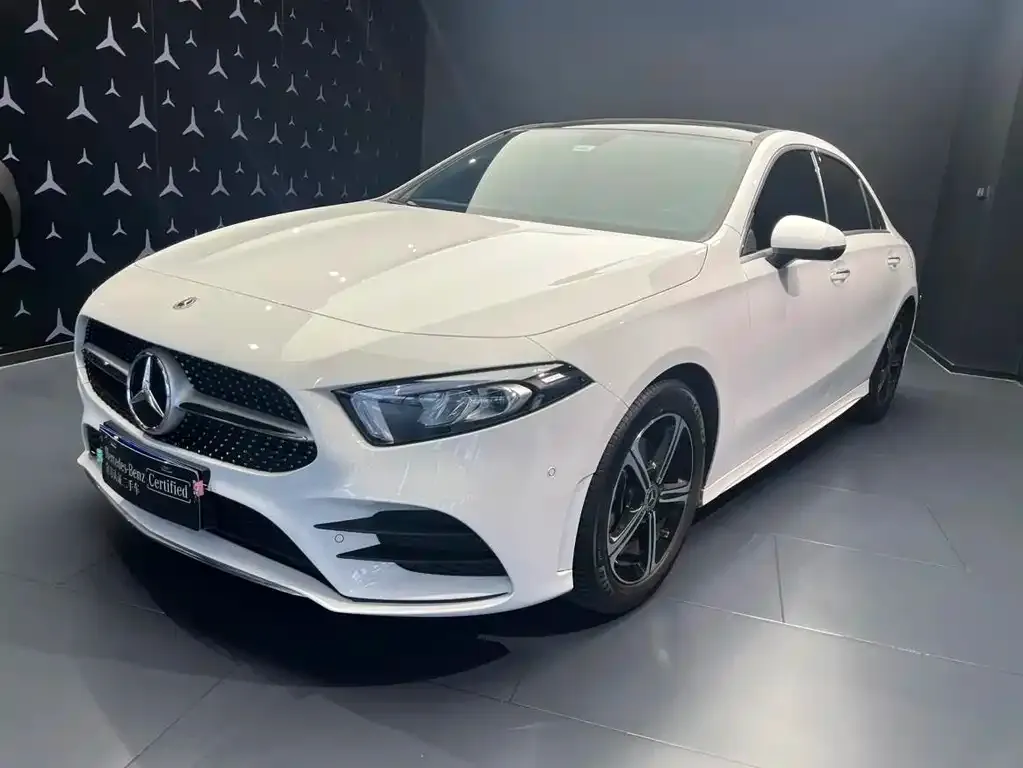 Mercedes-Benz A-Class — фото 1