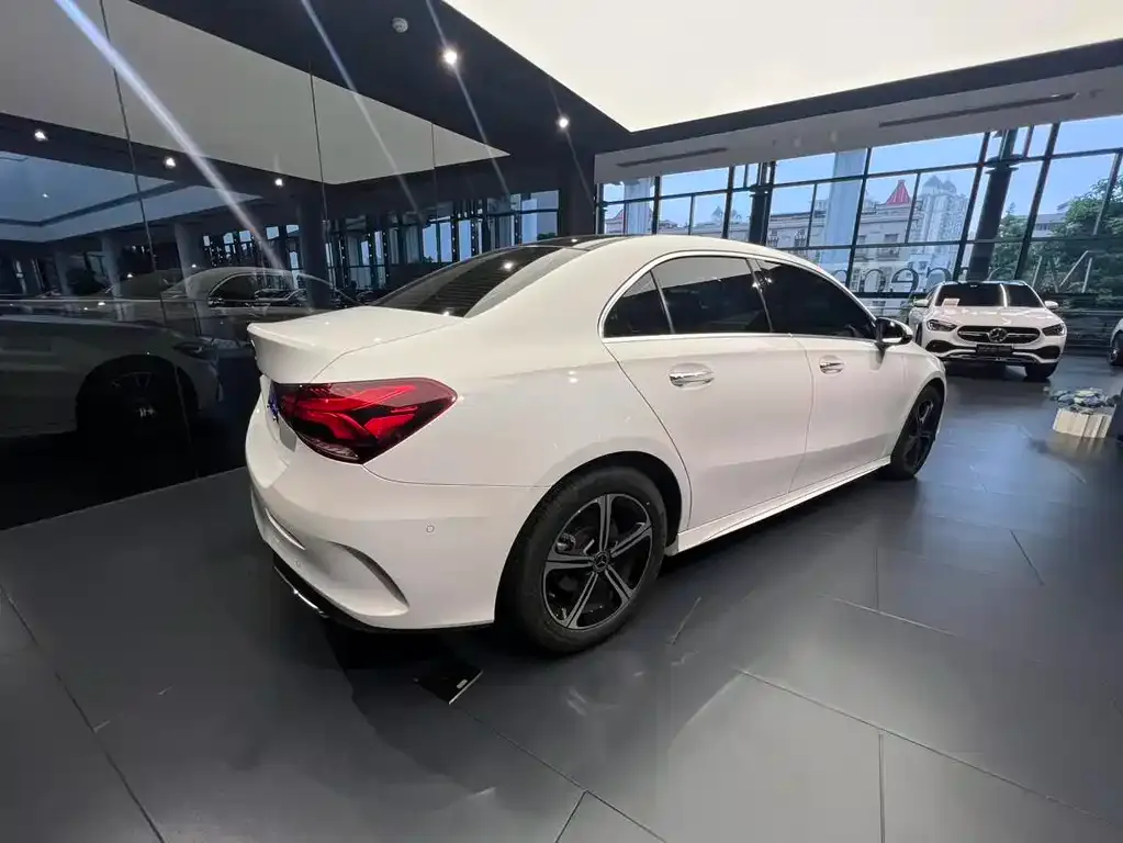 Mercedes-Benz A-Class — фото 5